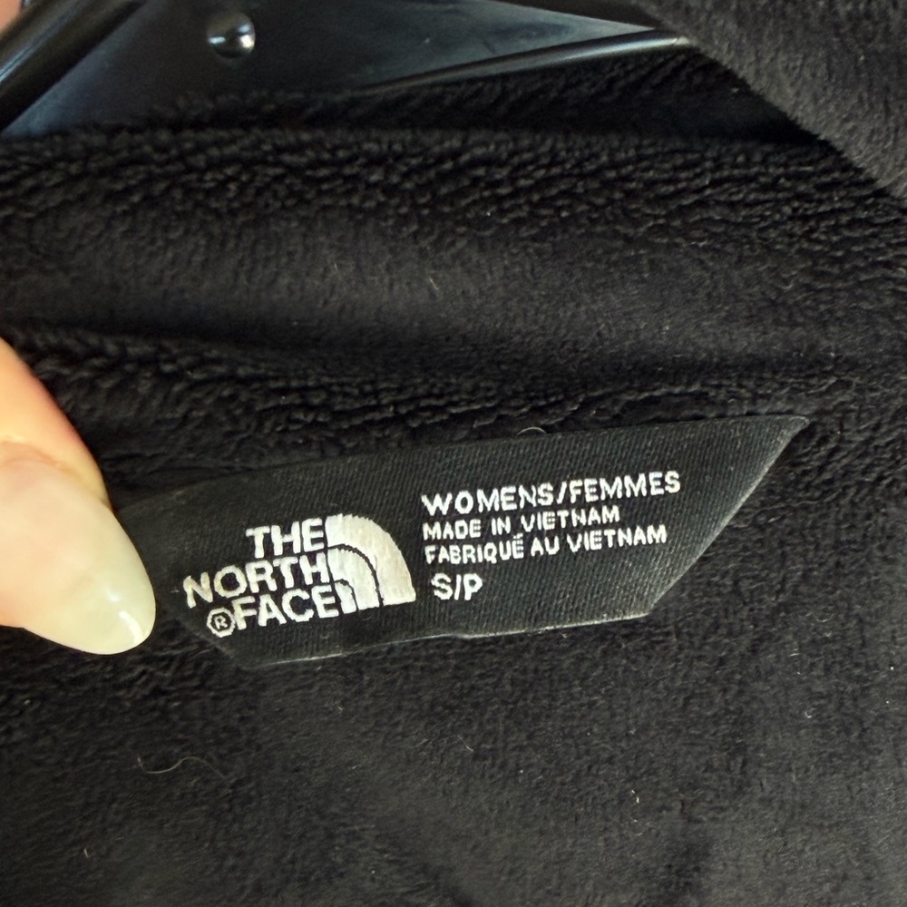 The North Face Women's Black Jacket - Picture 7 of 9